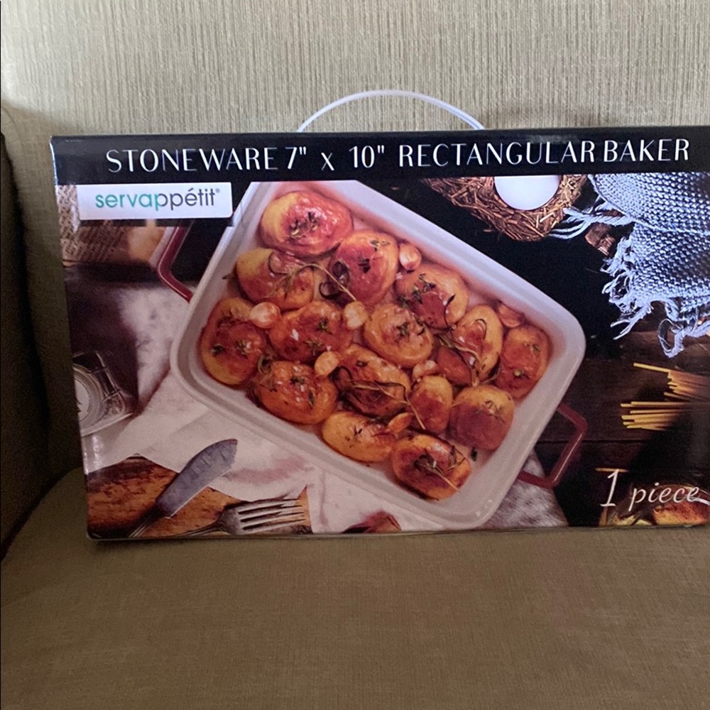 White Stoneware Bakeware Essential